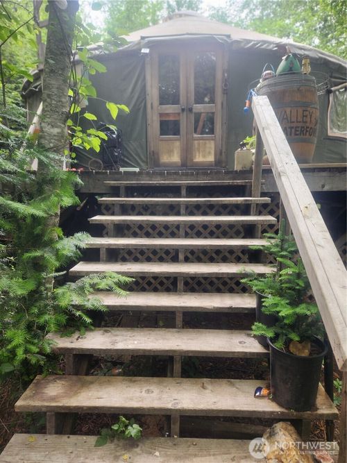 5 Eaglemount Rd, Port Townsend, WA, 98368-8061 | Card Image