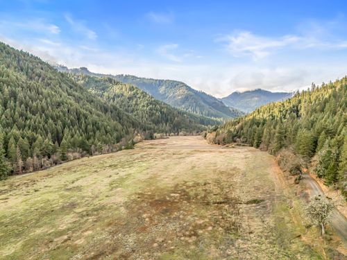 6026 Carberry Creek Rd, Applegate, OR, 97530-9308 | Card Image