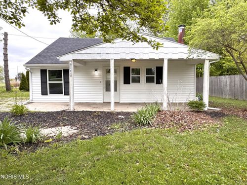 6143 Seaman Road, Oregon, OH, 43616 | Card Image