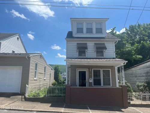 338 E Center St, Mount Carmel, PA, 17851-1606 | Card Image