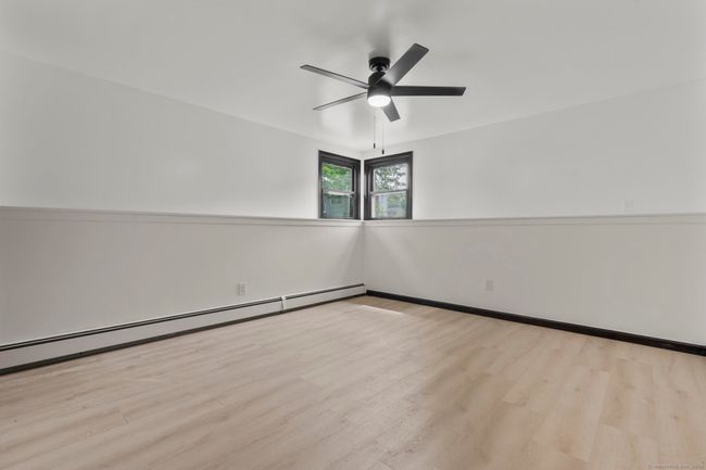 4 Hill Farm Rd, House other with 4 bedrooms, 3 bathrooms and 3 parking in Bloomfield CT | Image 23