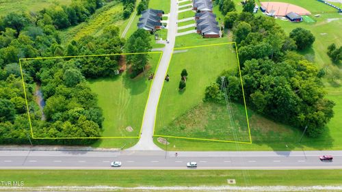 1 Patriots Lndg, Dandridge, TN, 37725 | Card Image