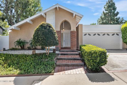 758 Silver Cloud St, Thousand Oaks, CA, 91360-1014 | Card Image
