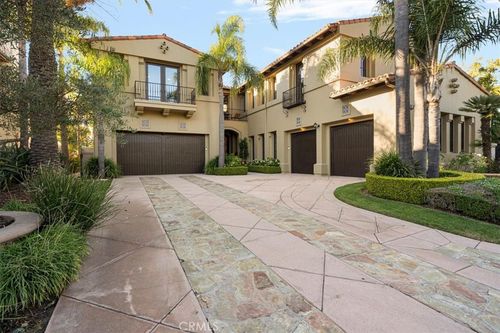 9 Vista Alberi, Newport Coast, CA, 92657-1406 | Card Image