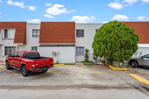 3b-319 Nw 109th Ave, Miami, FL, 33172-5237 | Card Image