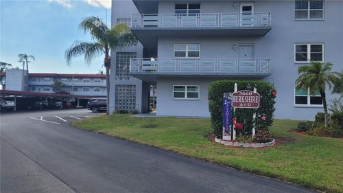 a107-5660 80th St N, St Petersburg, FL, 33709-5813 | Card Image