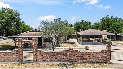 101 Ramirez St, Roma, TX, 78584 | Card Image