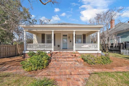 404 Floyd St, Valdosta, GA, 31601-5464 | Card Image