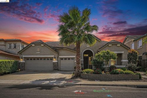 161 Monet Dr, Oakley, CA, 94561 | Card Image