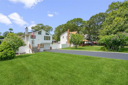 50 Hillside Rd, Farmingville, NY, 11738-1602 | Card Image