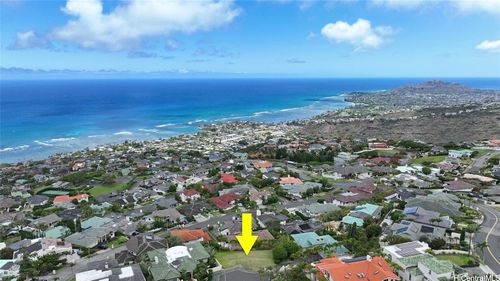 103 Ikena Pl, Honolulu, HI, 96821-2551 | Card Image