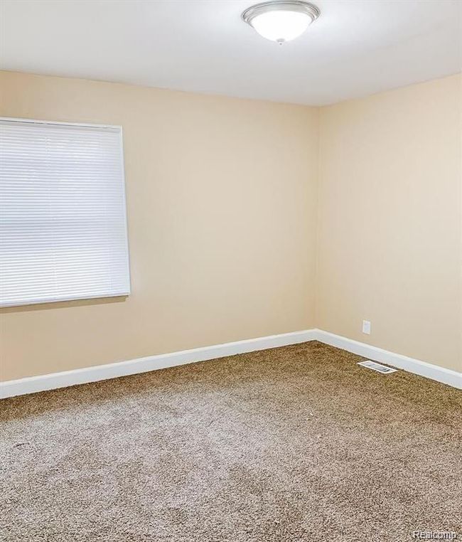 9154 Wayburn St, House other with 4 bedrooms, 1 bathrooms and null parking in Detroit MI | Image 10