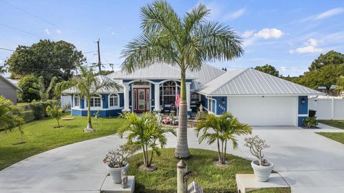 2502 Se Lakewood St, Port St. Lucie, FL, 34952-7341 | Card Image