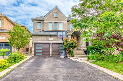 2393 Gamble Rd, Oakville, ON, L6H7V6 | Card Image