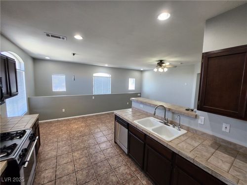 unit-204-1500 Ruby Cliffs Ln, Las Vegas, NV, 89144-7014 | Card Image