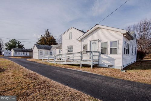 2298 S Dupont Blvd, SMYRNA, DE, 19977-1815 | Card Image
