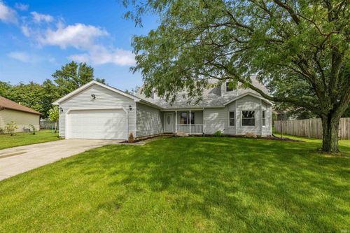 304 Morning Wind Pl, Kendallville, IN, 46755-2939 | Card Image