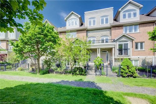 35 Grosvenor Lane, Cambridge, ON, N1R8N2 | Card Image