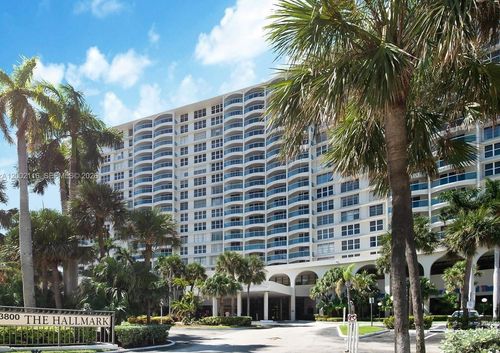 305-3800 S Ocean Dr, Hollywood, FL, 33019-2916 | Card Image