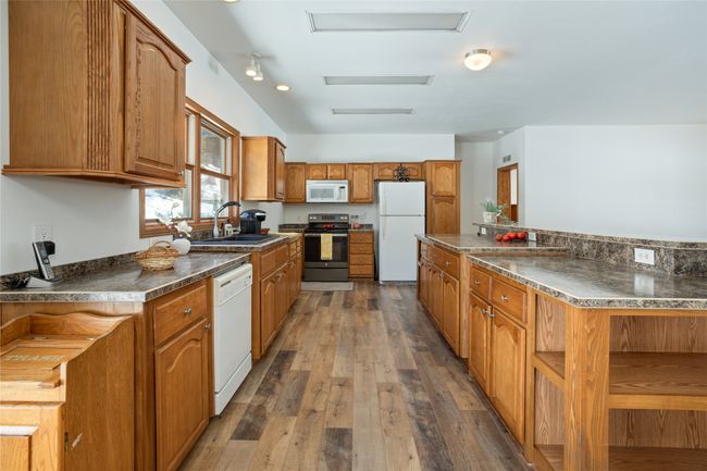 21029 Chisholm Trail Rd, House other with 3 bedrooms, 2 bathrooms and null parking in Huson MT | Image 16