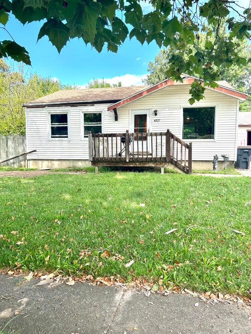 4527 Hanover Ave, Portage, MI, 49002-2235 | Card Image