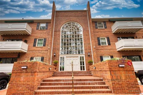 107 Ridley Howard Ct, Decatur, GA, 30030-2374 | Card Image