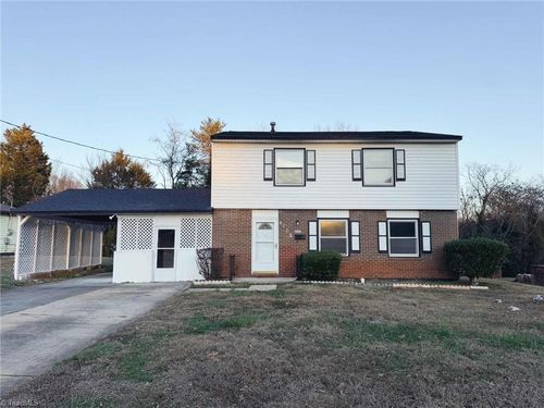 4223 Oak Ridge Dr, Winston-Salem, NC, 27105-3143 | Card Image