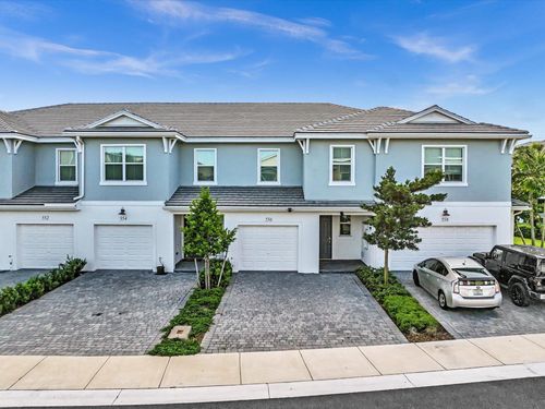 556 Sanderling Cir, Deerfield Beach, FL, 33442-2480 | Card Image