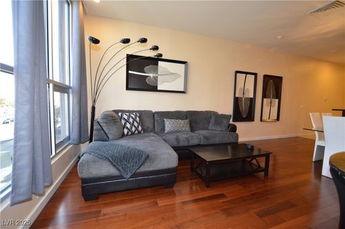 unit-205-4585 Dean Martin Dr, Las Vegas, NV, 89103-8216 | Card Image