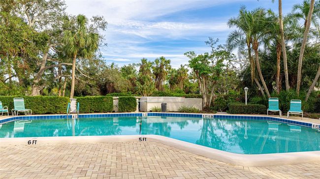 527 Spring Lakes Blvd, Condo with 2 bedrooms, 2 bathrooms and null parking in BRADENTON FL | Image 35