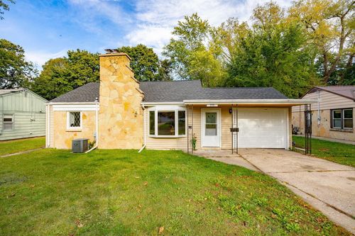 255 N Park Street, Whitewater, WI, 53190 | Card Image
