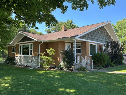 E910 Cedar Road, Eau Claire, WI, 54701 | Card Image