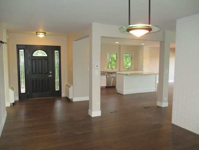 27094 W Lakeview Dr S, House other with 4 bedrooms, 4 bathrooms and 2 parking in Lake Barrington IL | Image 4