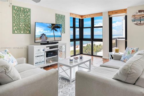 apt-1414-2555 Collins Ave, Miami Beach, FL, 33140-4761 | Card Image