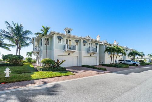 136 Ocean Breeze Dr, Juno Beach, FL, 33408-1100 | Card Image