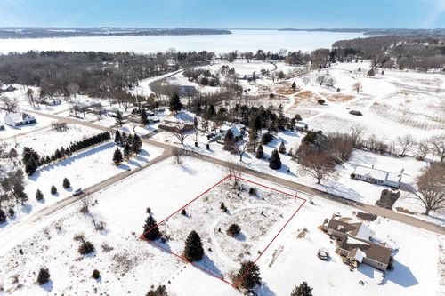 Lot 11 Lakeview Dr, Green Lake, WI, 54941 | Card Image