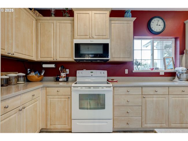 19691 Se Semple Rd, House other with 3 bedrooms, 2 bathrooms and 2 parking in Damascus OR | Image 9