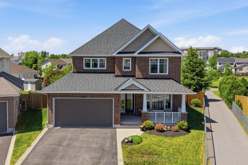565 Savannah Crt, Kingston, ON, K7P0L3 | Card Image
