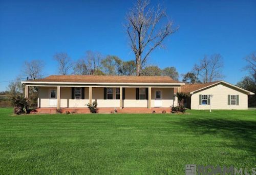 1602 Valverda Rd, Maringouin, LA, 70757-5117 | Card Image