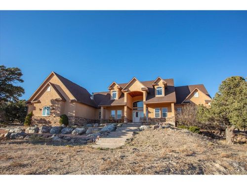 8557 Mountain View Farms Ln, Salida, CO, 81201-9779 | Card Image