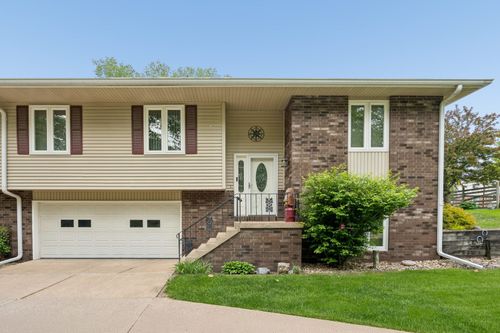 2-870 47th Ave, East Moline, IL, 61244-4273 | Card Image