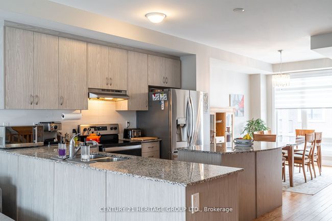 18 Moneypenny Pl, House attached with 4 bedrooms, 3 bathrooms and 1 parking in Vaughan ON | Image 10