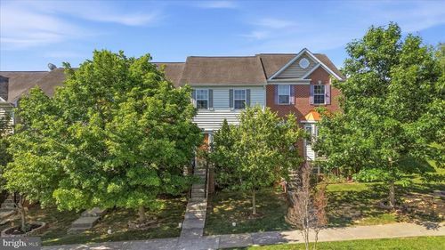 31 Riparian Ln, RANSON, WV, 25438-4018 | Card Image