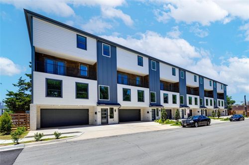 105-2011 Kirby St, Dallas, TX, 75204 | Card Image