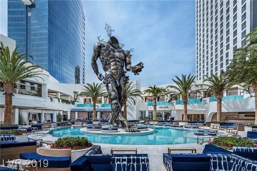 15310-4381 W Flamingo Rd, Las Vegas, NV, 89103-3907 | Card Image