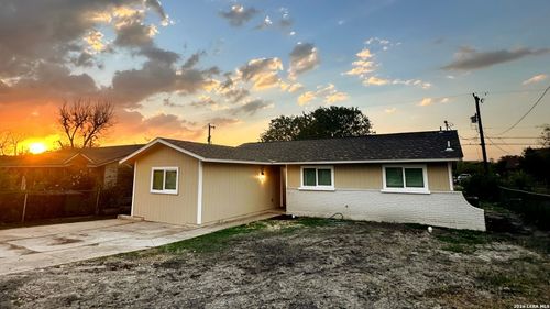 259 E Baetz Blvd, San Antonio, TX, 78221-3511 | Card Image