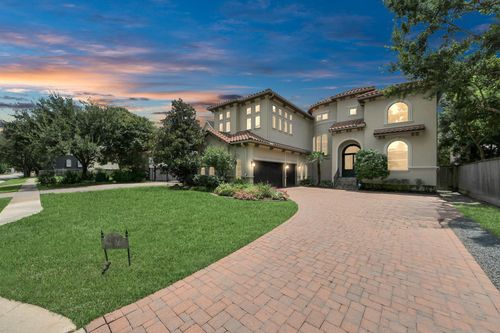 4809 Elm St, Bellaire, TX, 77401-2809 | Card Image