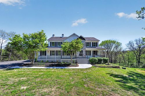 5716 Pioneer Ridge Ln, Lawrenceburg, IN, 47025-8257 | Card Image