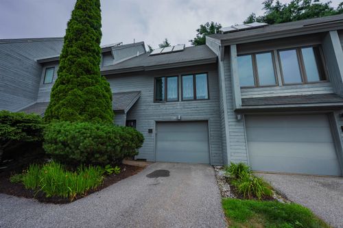 5-5 Tsienneto Rd, Derry, NH, 03038-1556 | Card Image
