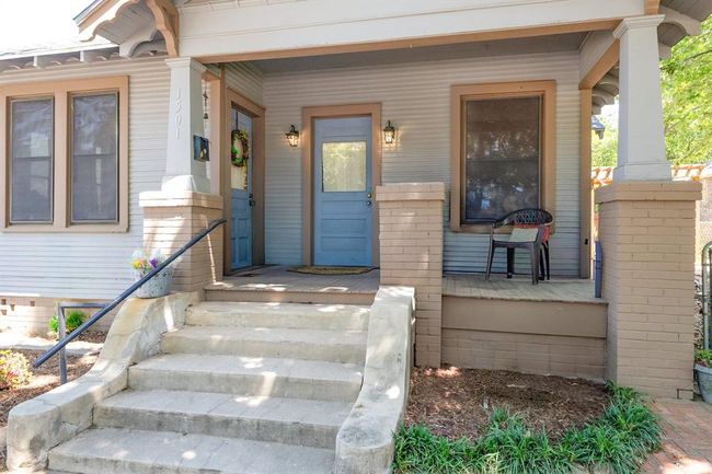 1501 S Austin St, House other with 2 bedrooms, 2 bathrooms and 2 parking in Brenham TX | Image 4